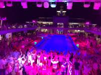 Mein Schiff Poolparty